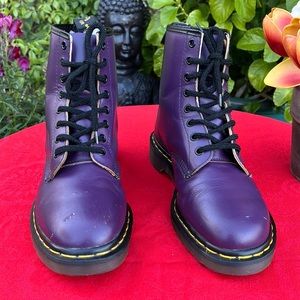 🏴󠁧󠁢󠁥󠁮󠁧󠁿 Dr. Martens MIE Vintage Purple Lace Up Combat Boots UK 7